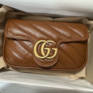 SOLD GUCCI GG MARMONT MATELASSÉ SUPER MINI BAG